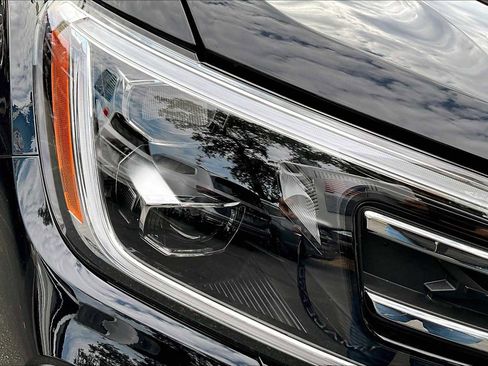 New 2026 Volkswagen Atlas SE image 13