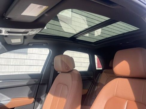 Used 2024 Audi Q3 2.0T Premium Plus w/ Premium Plus Package image 10