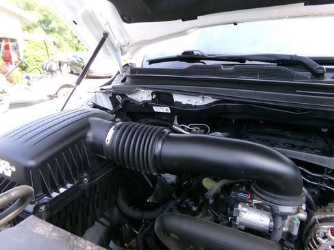 Used 2019 RAM 1500 Big Horn AWD/4WD image 32