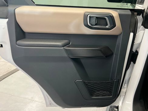 Used 2024 Ford Bronco Wildtrak AWD/4WD image 18