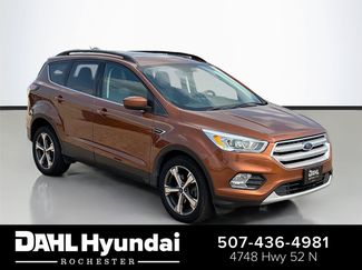 Used 2017 Ford Escape SE w/ Equipment Group 201A AWD/4WD video 1