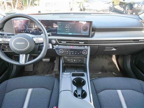 New 2025 Hyundai Sonata SEL image 13