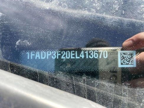 Used 2014 Ford Focus SE w/ SE Winter Package image 45