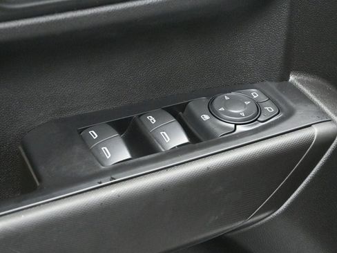 Used 2021 GMC Sierra 1500 4x4 Crew Cab w/ Sierra Value Package image 12