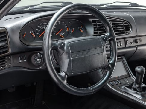 Used 1989 Porsche 944 Turbo RWD image 13