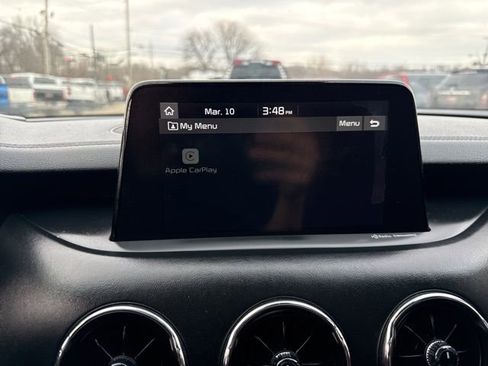 Used 2019 Kia Stinger GT2 image 39