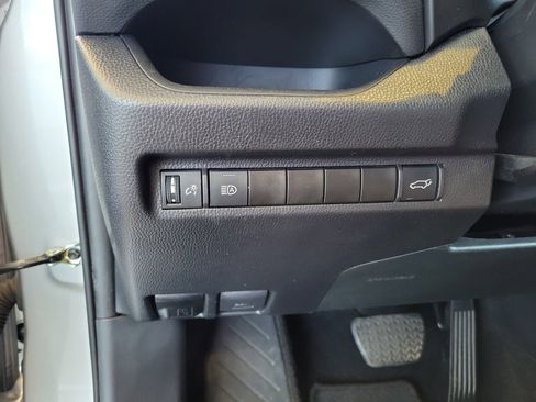 Used 2024 Toyota RAV4 XLE w/ Convenience Package image 15