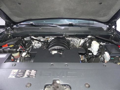 Used 2015 GMC Sierra 1500 SLE w/ SLE Value Package image 11