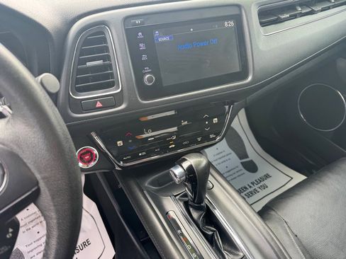Used 2022 Honda HR-V EX-L image 12