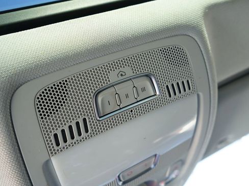 Used 2015 Audi A4 Premium Plus w/ Technology Package image 19