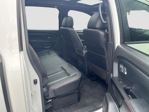 Used 2024 Nissan Titan PRO-4X w/ Pro-4x Convenience Package AWD/4WD image 29