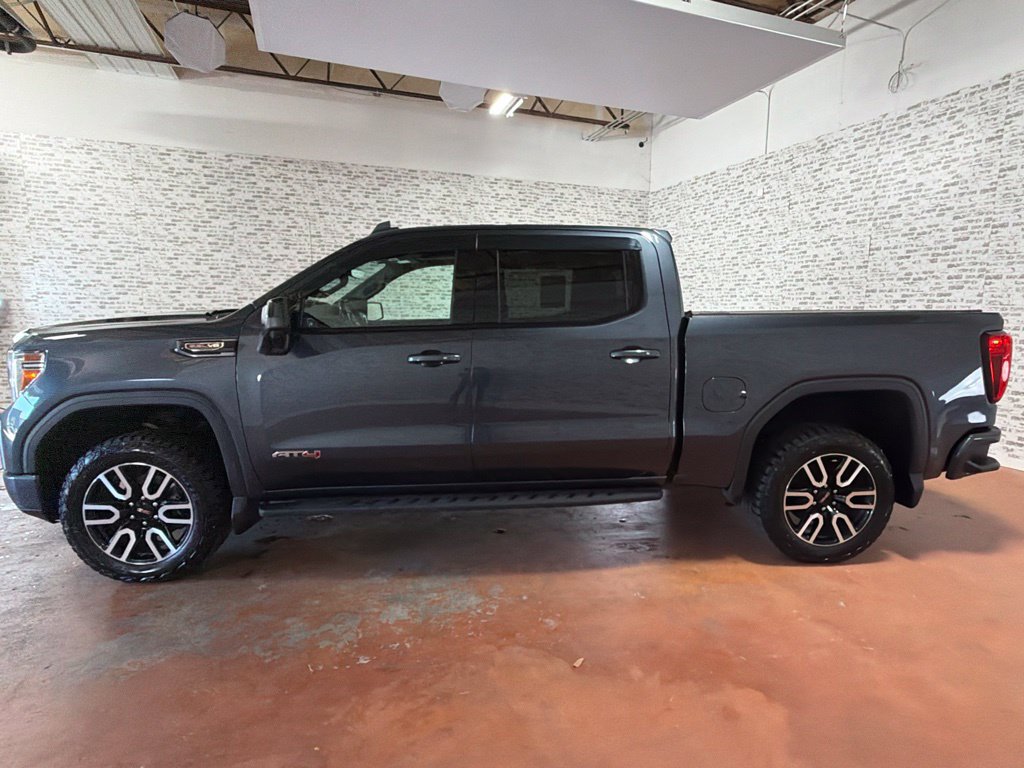 Used 2021 GMC Sierra 1500 AT4 w/ AT4 Premium Package AWD/4WD image 4