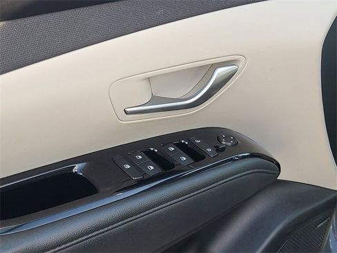 Used 2024 Hyundai Tucson Limited image 20
