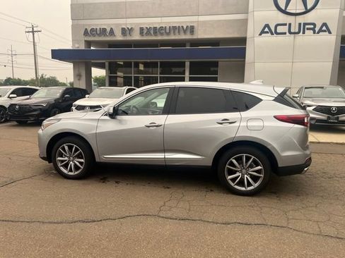 Used 2023 Acura RDX AWD w/ Technology Package image 4