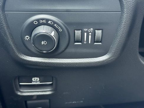 New 2026 Jeep Grand Cherokee Limited image 25