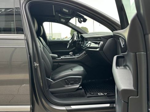 Used 2021 Audi Q7 2.0T Premium Plus w/ Executive Package image 32