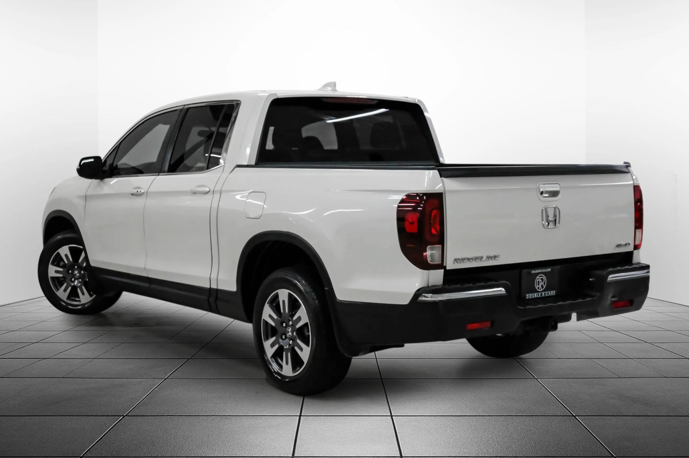 Used 2017 Honda Ridgeline RTL image 9