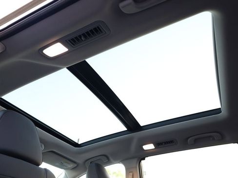 New 2026 Subaru Ascent Limited AWD/4WD image 12