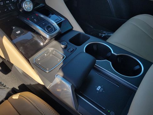 Used 2024 Acura MDX 3.5L image 17