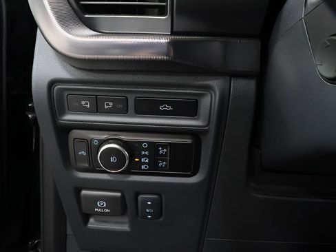 Used 2024 Ford F150 Lariat w/ Equipment Group 502A High AWD/4WD image 20