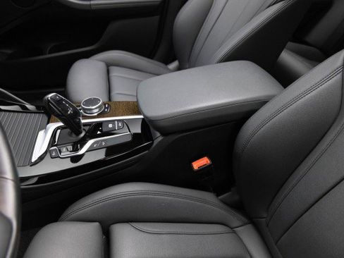 Used 2019 BMW X4 xDrive30i w/ Convenience Package image 28