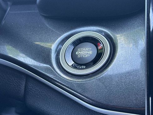 Used 2022 Jeep Grand Cherokee L Laredo RWD image 23