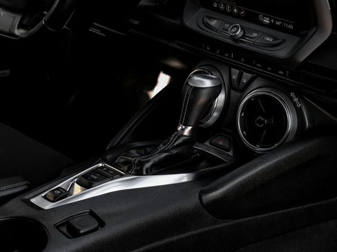 Used 2022 Chevrolet Camaro LT w/ RS Package image 24