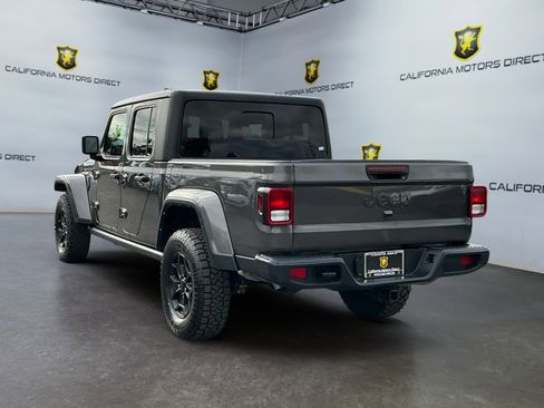 Used 2022 Jeep Gladiator Sport AWD/4WD image 7