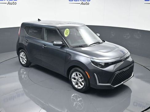Certified 2025 Kia Soul LX w/ LX Technology Package image 44