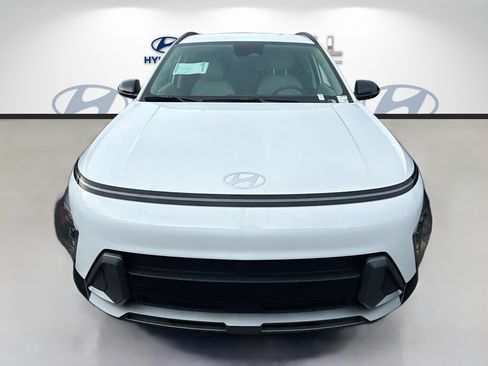 New 2026 Hyundai Kona SEL Premium FWD image 2