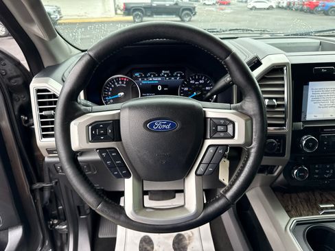 Used 2017 Ford F250 Lariat w/ Chrome Package AWD/4WD image 14