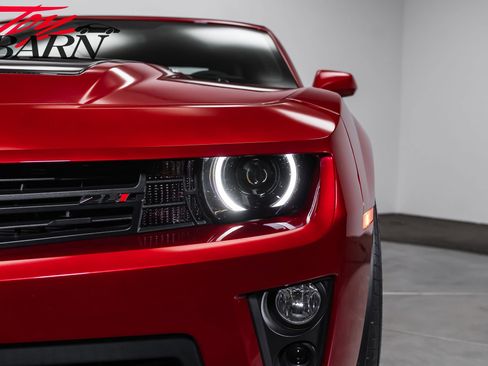 Used 2013 Chevrolet Camaro ZL1 RWD image 20