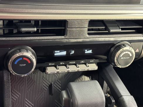 Used 2025 Toyota 4Runner SR5 image 25