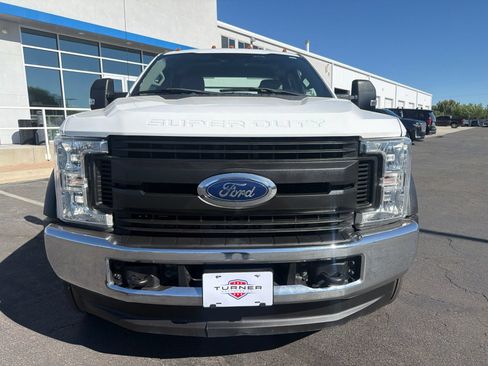 Used 2019 Ford F450 XL w/ XL Value Package AWD/4WD image 2
