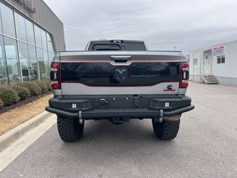 Used 2024 RAM 2500 Laramie w/ Night Edition image 12