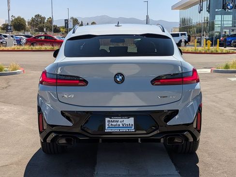 Used 2023 BMW X4 xDrive30i w/ M Sport Package AWD/4WD image 7