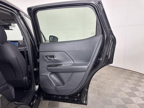 Used 2026 Nissan Kicks SV w/ Cold Weather Package AWD/4WD image 34