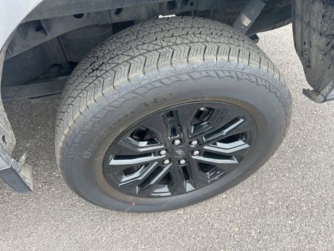 Used 2022 Ford F150 Lariat image 7