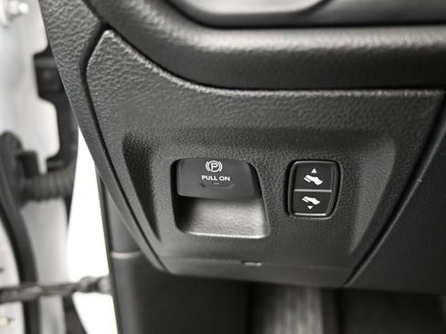 Used 2025 RAM 1500 Laramie image 37