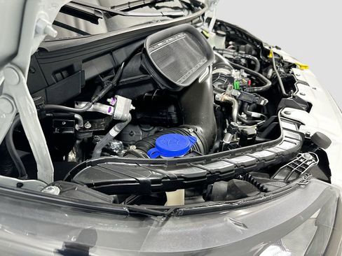 New 2026 Ford Transit 250 148 Medium Roof w/ Load Area Protection Package image 19