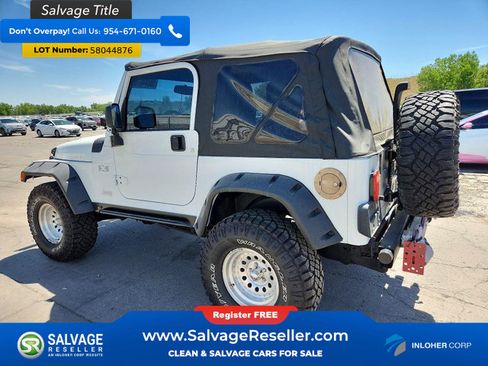 Used 2004 Jeep Wrangler X AWD/4WD image 3