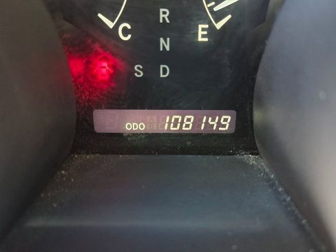 Used 2012 Toyota Highlander Limited w/ Tow Pkg image 26