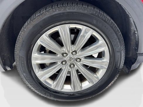 Used 2021 Ford Explorer King Ranch w/ Premium Technology Package RWD image 14
