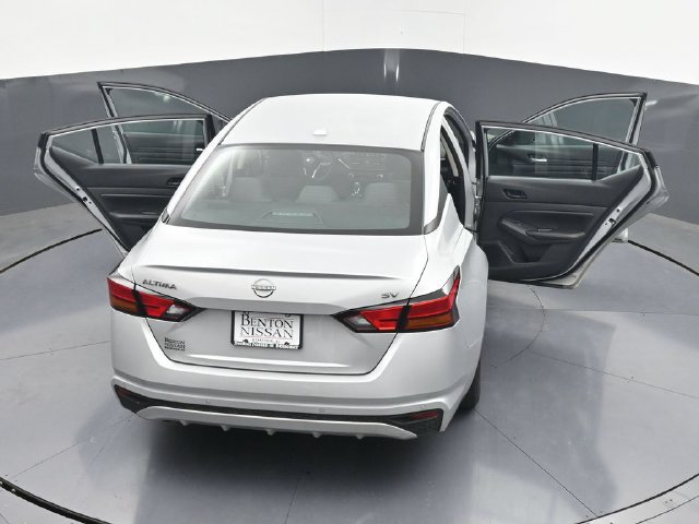 Used 2024 Nissan Altima 2.5 SV FWD image 46