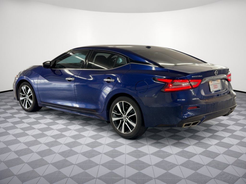 Used 2022 Nissan Maxima SV w/ Floor Mat Group FWD image 3
