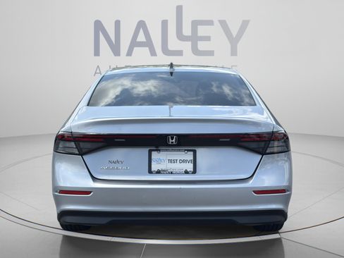 Certified 2024 Honda Accord LX image 4