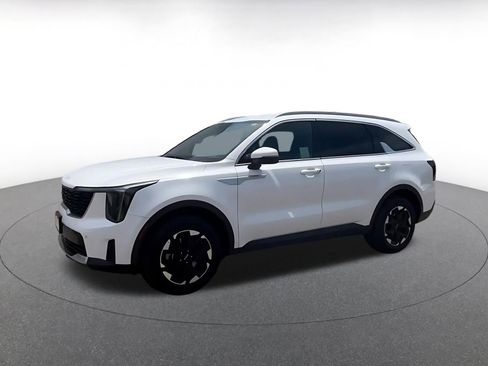 Used 2024 Kia Sorento S AWD/4WD image 8