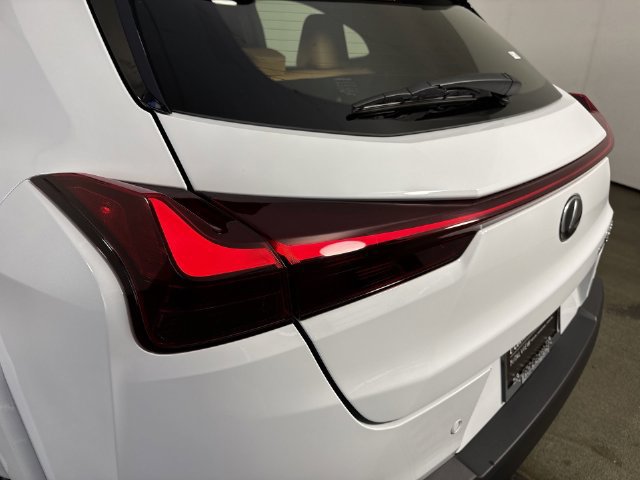 Certified 2026 Lexus UX 300h AWD w/ Accessory Package (Z1) image 30