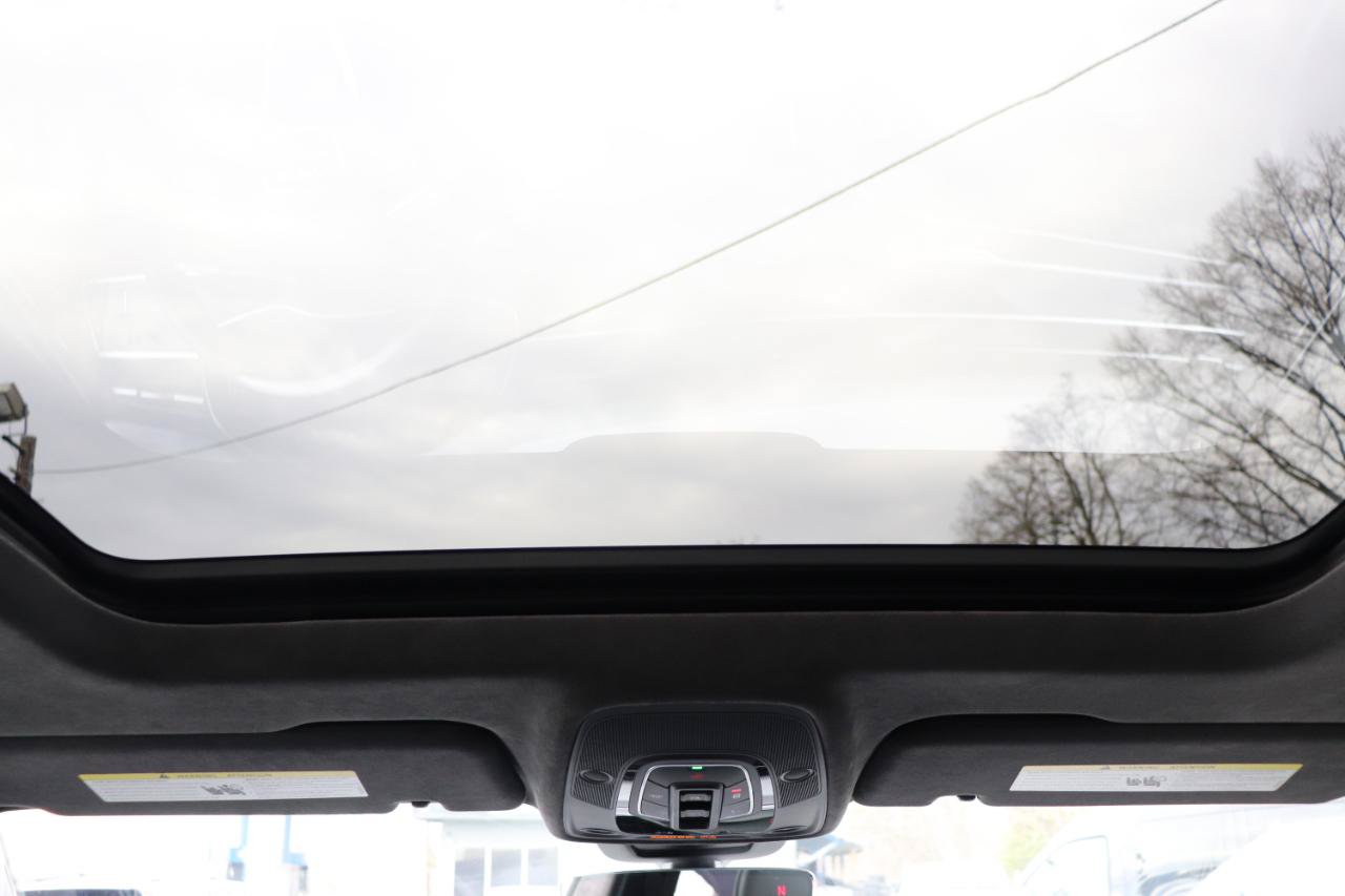 Used 2019 Audi Q8 Prestige AWD/4WD image 20