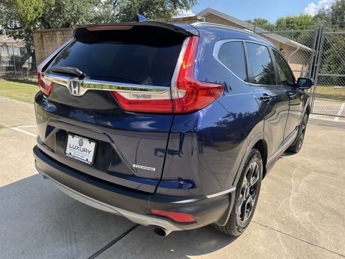 Used 2017 Honda CR-V Touring image 10